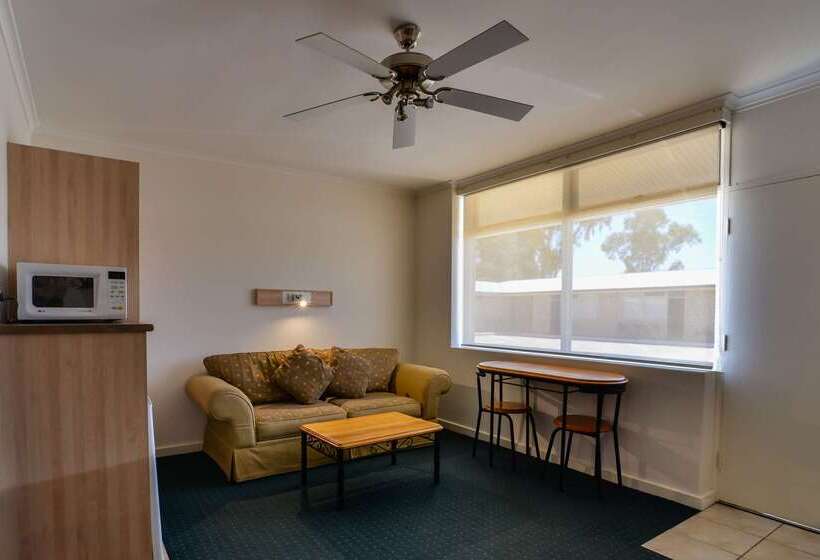 هتل Comfort Inn & Suites Augusta Westside