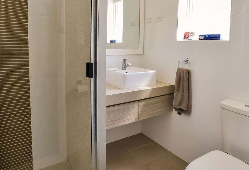 هتل Comfort Inn & Suites Augusta Westside