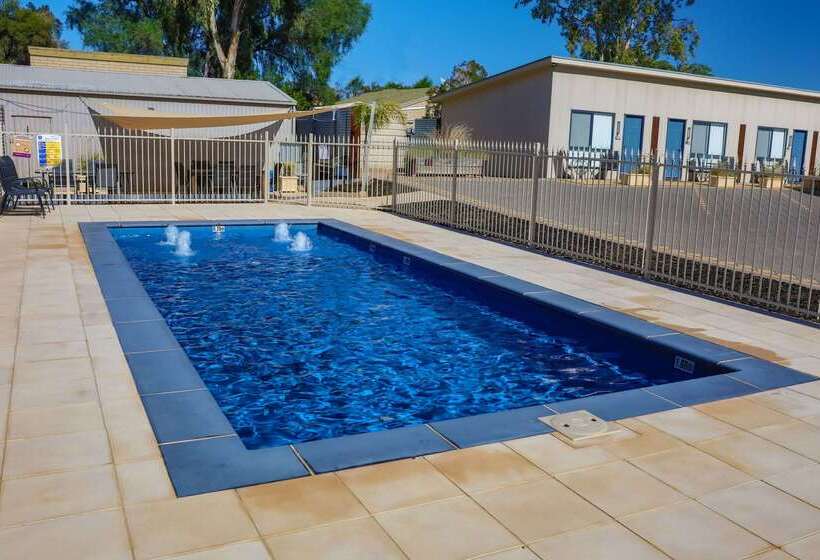 هتل Comfort Inn & Suites Augusta Westside