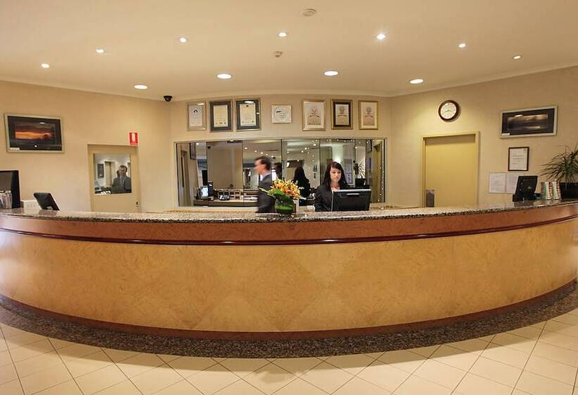 هتل Comfort Inn & Suites Goodearth Perth