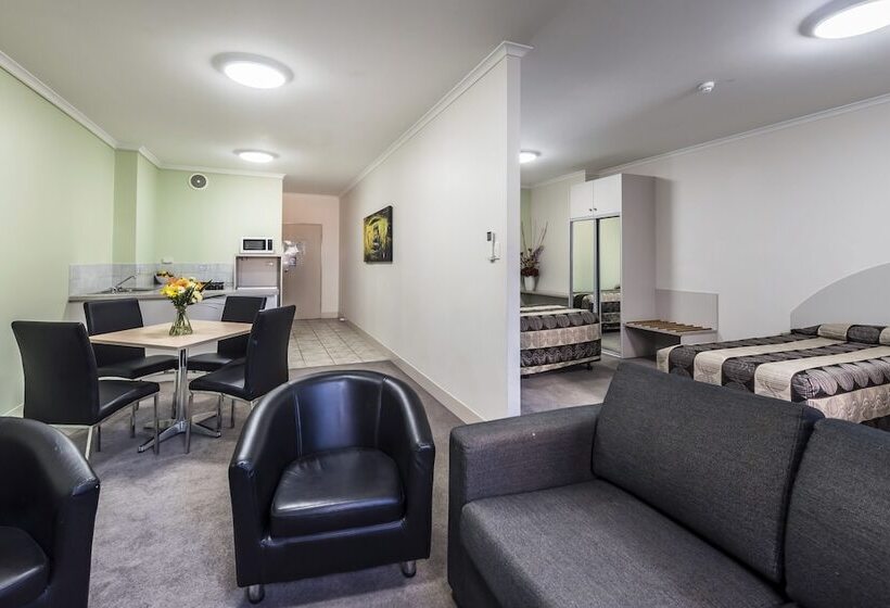 酒店 Comfort Inn & Suites Goodearth Perth