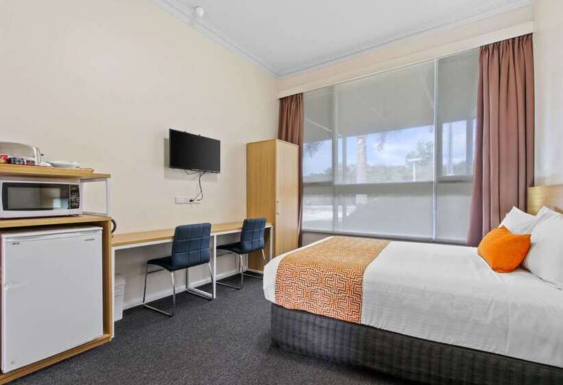 호텔 Comfort Inn & Suites Lakes Entrance