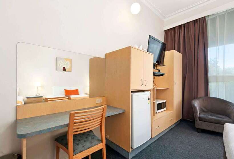 호텔 Comfort Inn & Suites Lakes Entrance