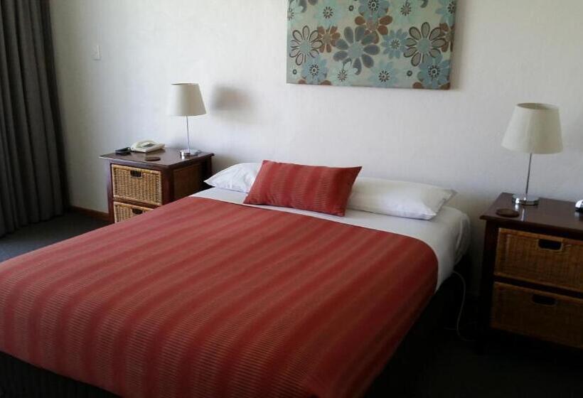 Отель Coonawarra Motor Lodge