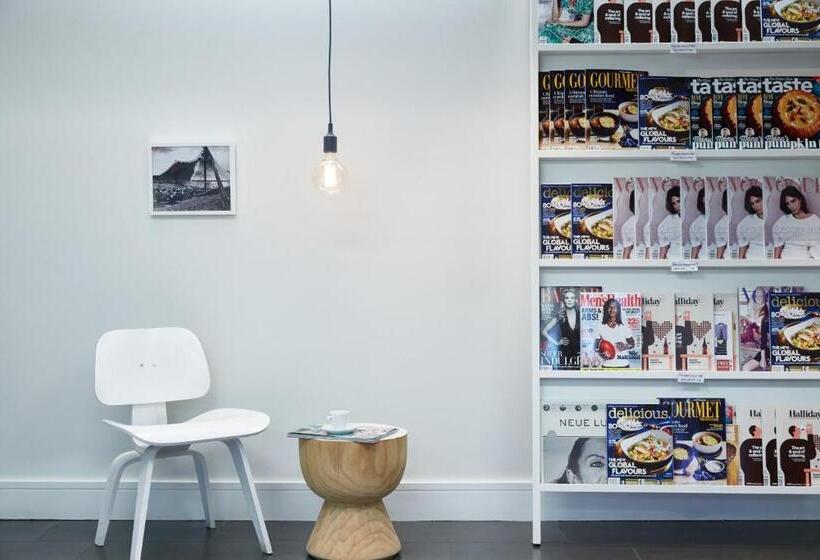 Cosmopolitan Hotel And Apartments