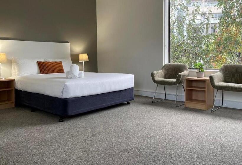 Cosmopolitan Hotel And Apartments