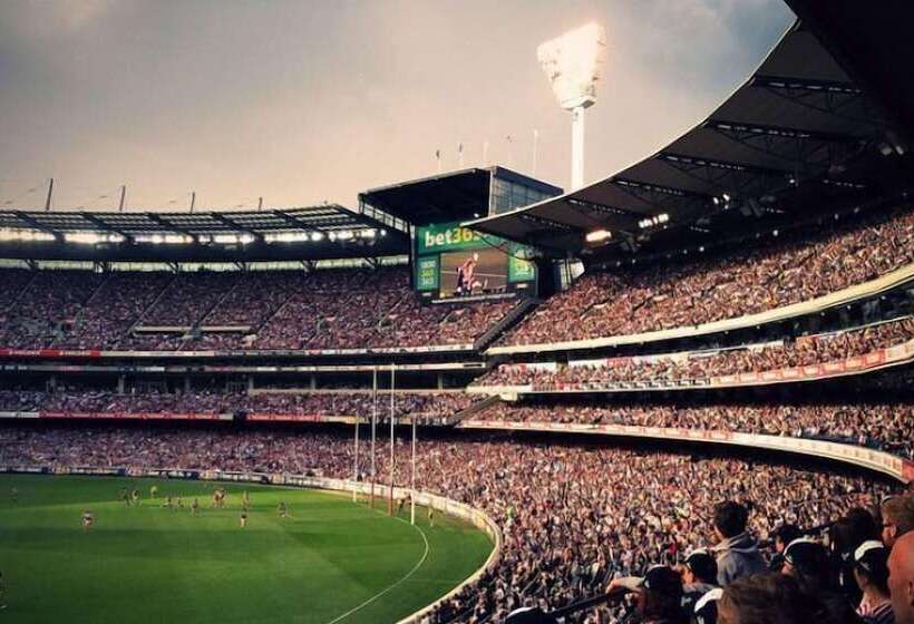 Cosmopolitan Hotel And Apartments