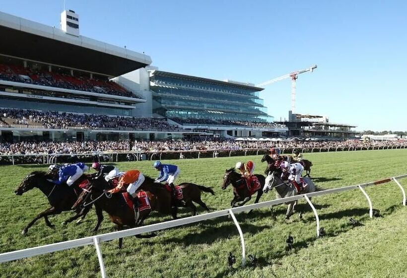 Cosmopolitan Hotel And Apartments