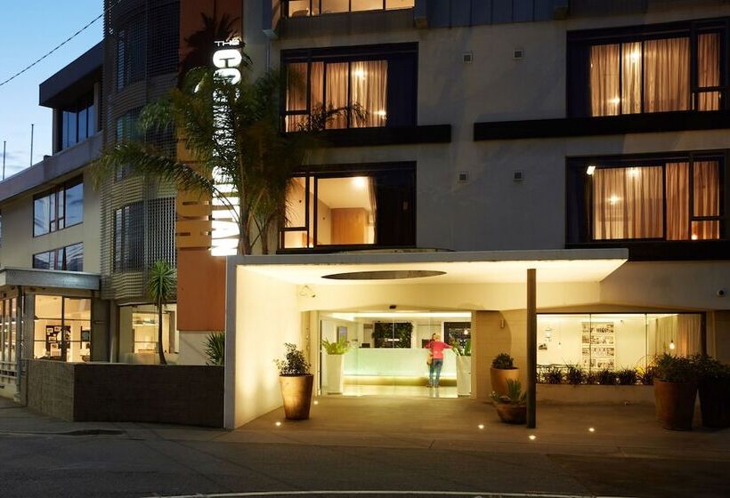 Cosmopolitan Hotel And Apartments