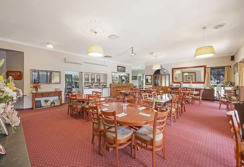 בית מלון כפרי Country Plaza Halls Gap