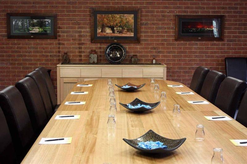 בית מלון כפרי Country Plaza Halls Gap