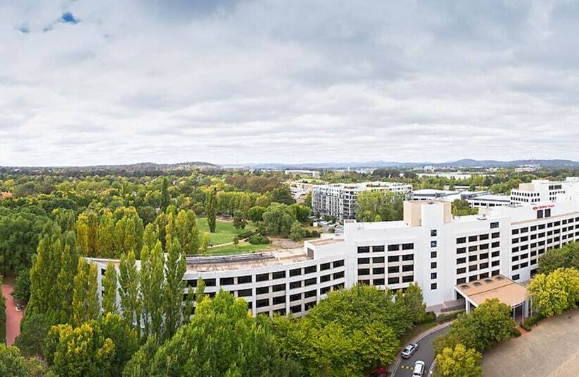 هتل Crowne Plaza Canberra, An Ihg