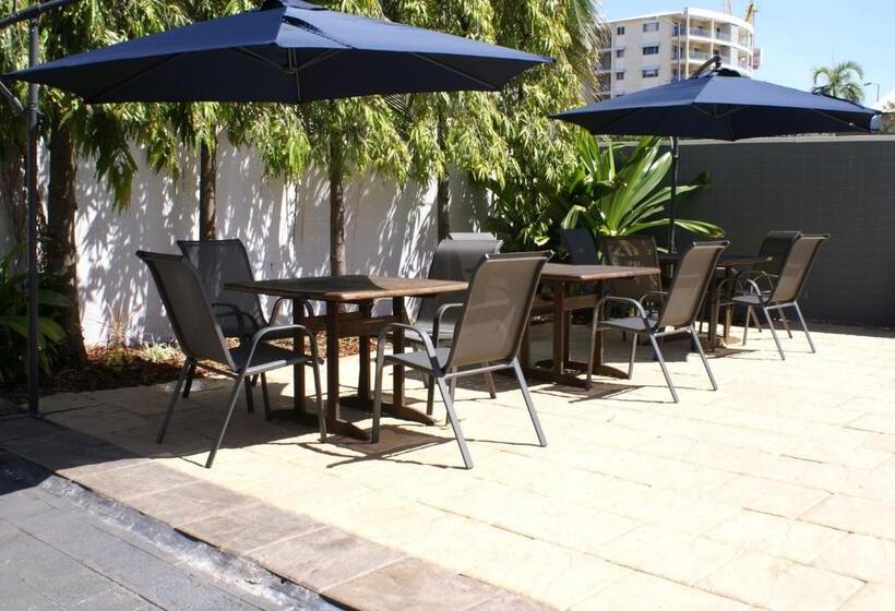 ホテル Darwin Poinciana Inn