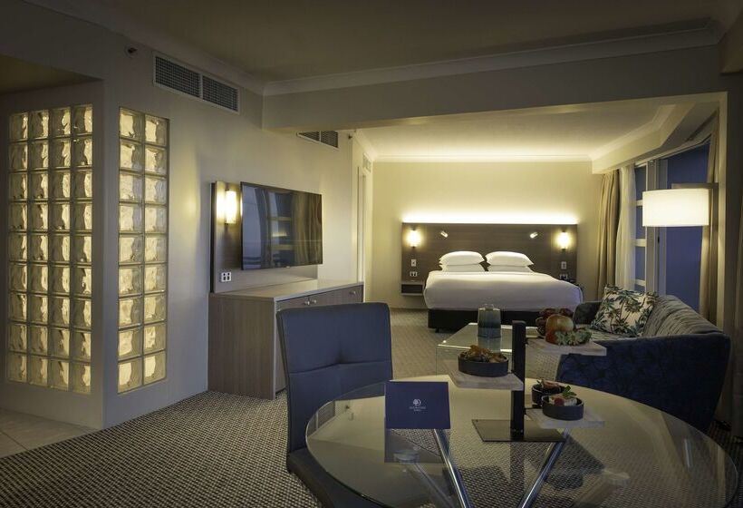 Doubletree By Hilton Hotel Cairns