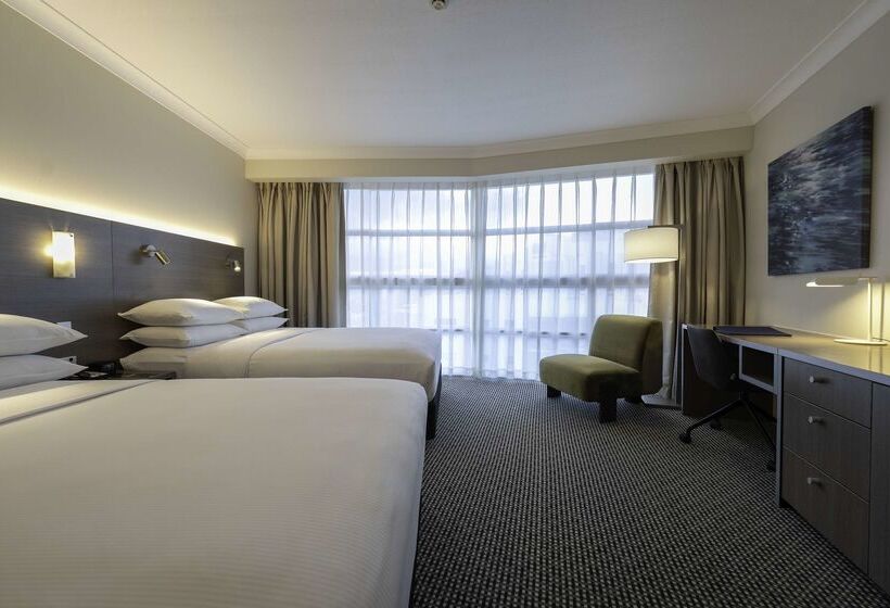 Doubletree By Hilton Hotel Cairns