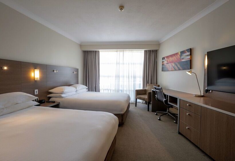 Doubletree By Hilton Hotel Cairns