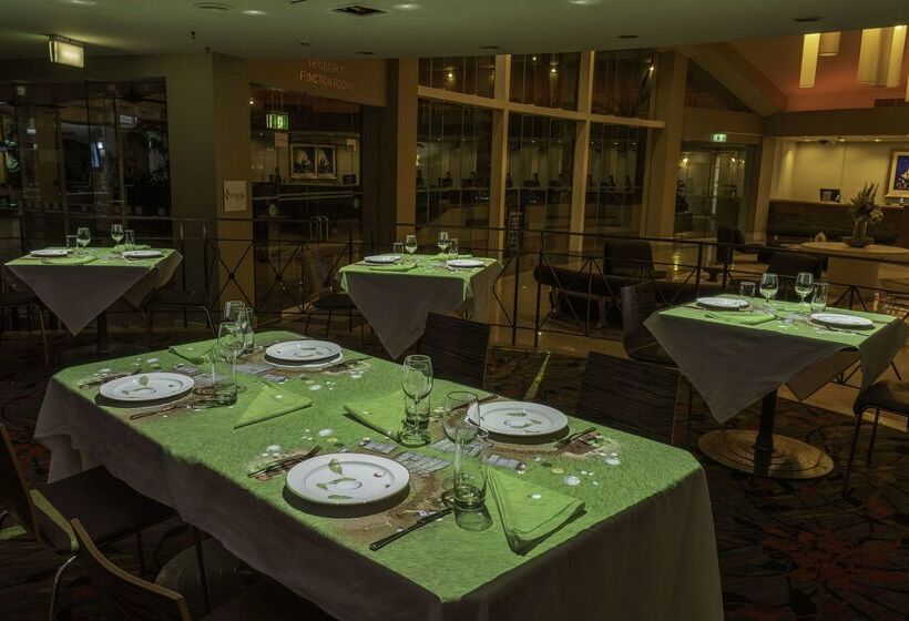 Doubletree By Hilton Hotel Cairns