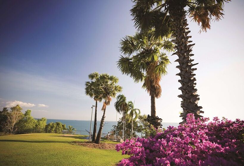 ホテル Doubletree By Hilton Darwin Esplanade