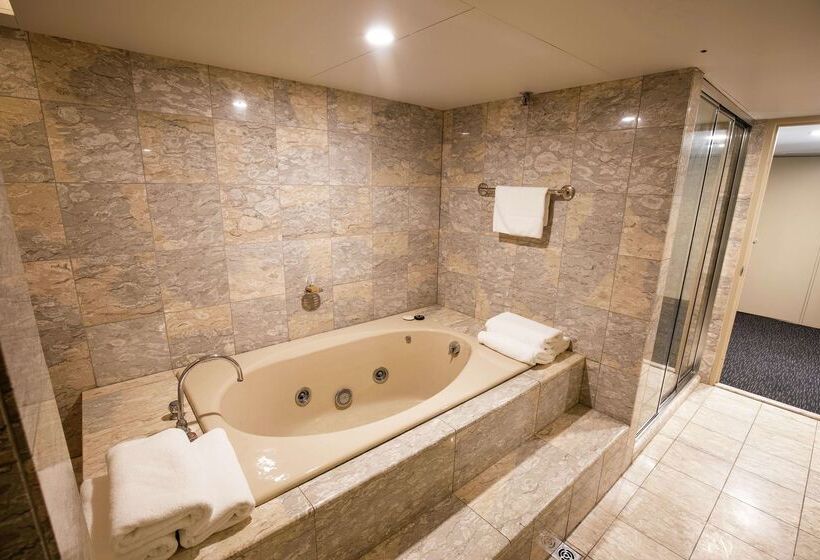 ホテル Doubletree By Hilton Darwin Esplanade