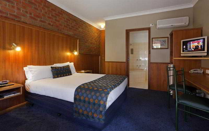 בית מלון כפרי Early Australian Motor Inn