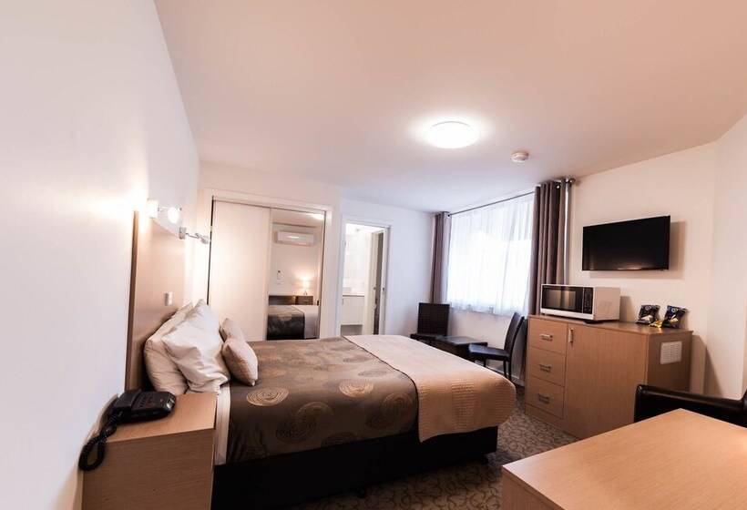 בית מלון כפרי Eastern Sands City Centre