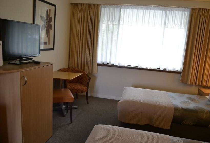 בית מלון כפרי Eastern Sands City Centre