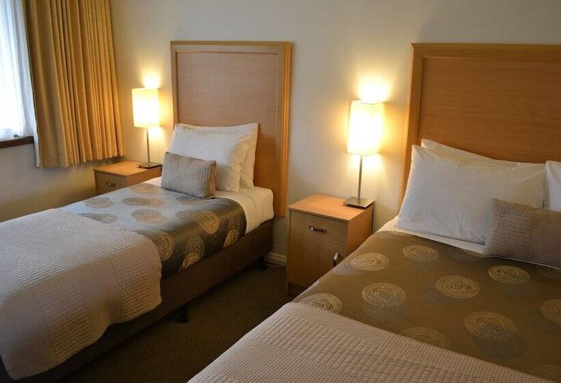 בית מלון כפרי Eastern Sands City Centre