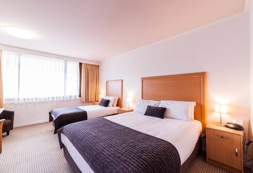 בית מלון כפרי Eastern Sands City Centre