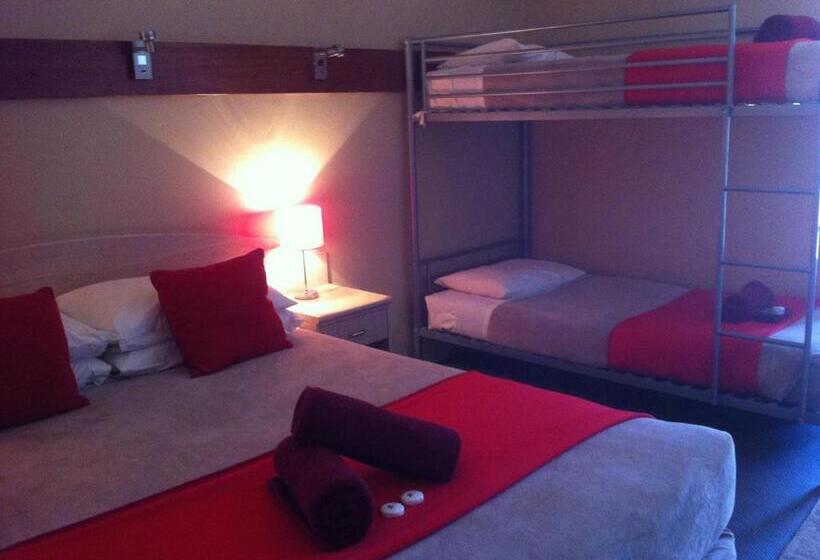 فندق Elsinor Motor Lodge