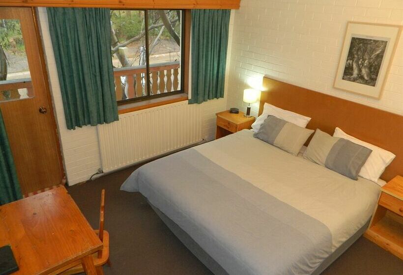Enzian Hotel  Mt Buller