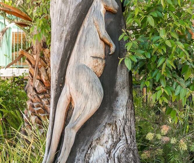 هتل Flag Motor Lodge