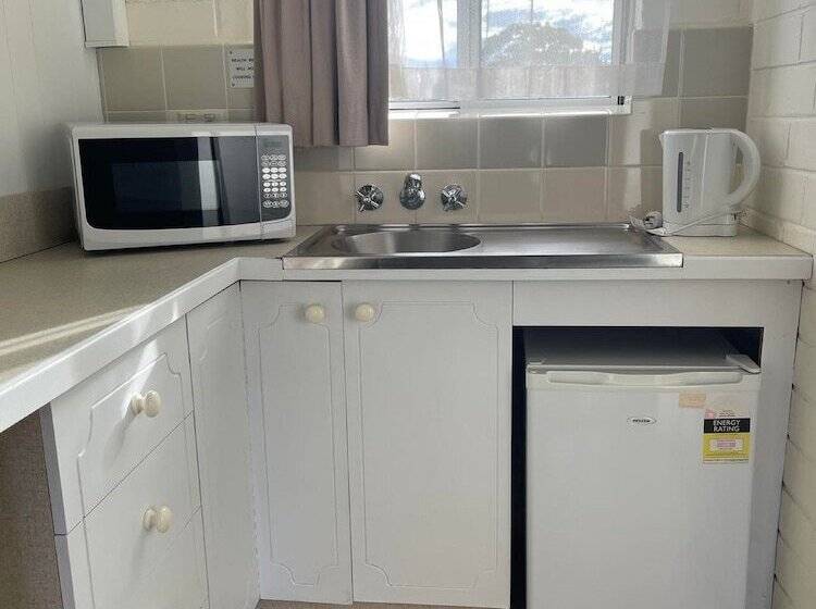 בית מלון כפרי Forster Motor Inn