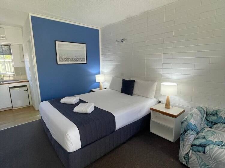 בית מלון כפרי Forster Motor Inn