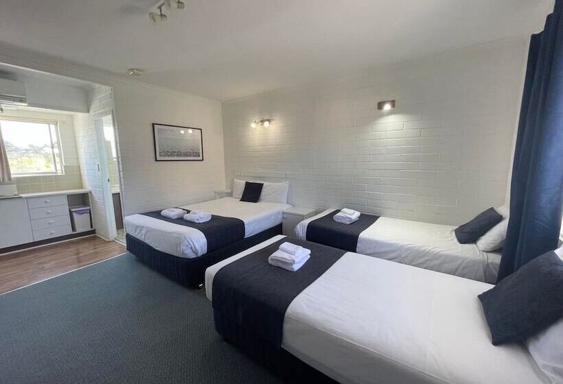 בית מלון כפרי Forster Motor Inn