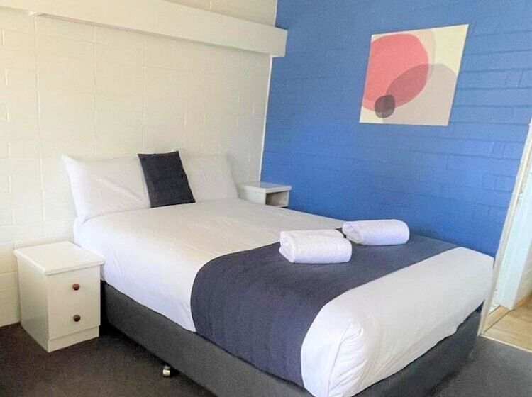 בית מלון כפרי Forster Motor Inn