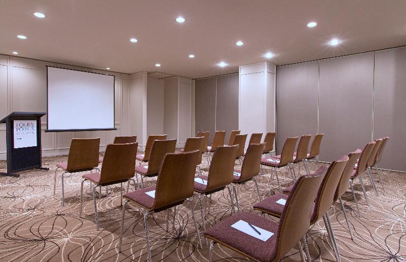 هتل Four Points By Sheraton Perth