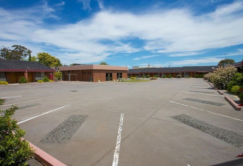 בית מלון כפרי Golden Grain Motor Inn