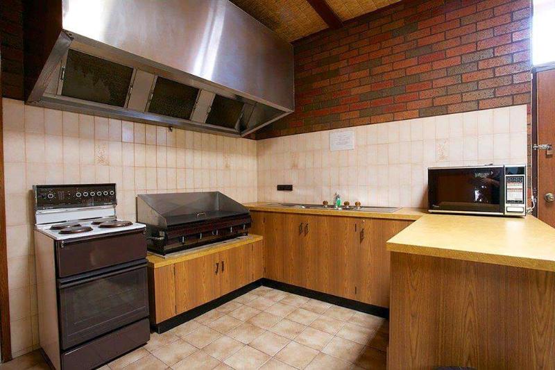 בית מלון כפרי Golden Grain Motor Inn