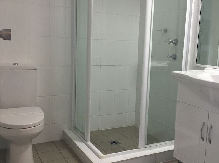 בית מלון כפרי Waterview Gosford Motor Inn