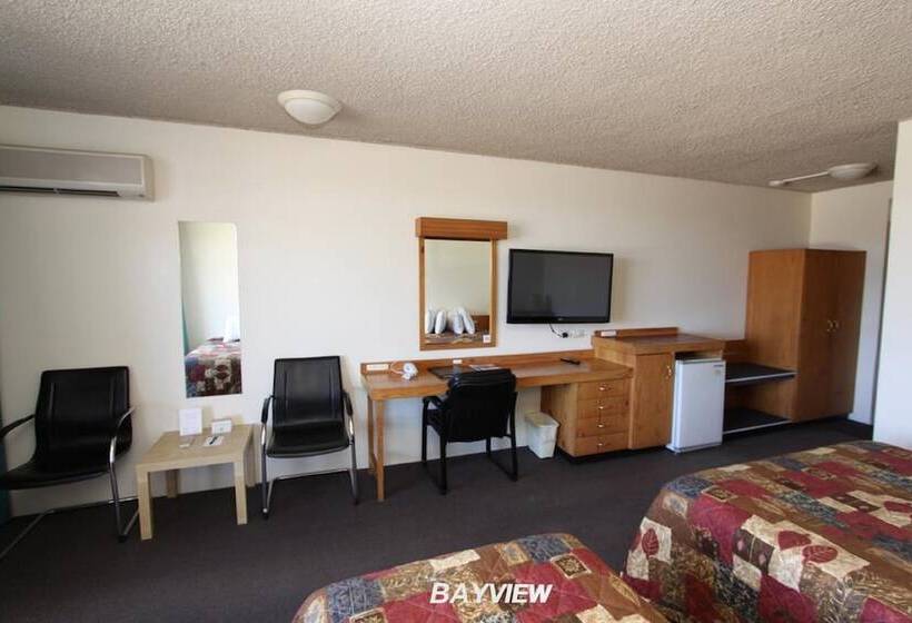 בית מלון כפרי Waterview Gosford Motor Inn