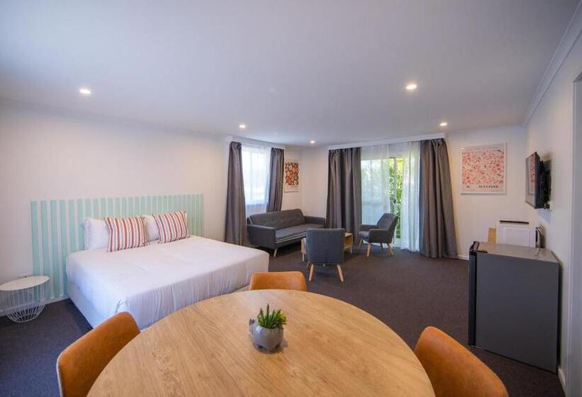 בית מלון כפרי Gosford Palms Motor Inn