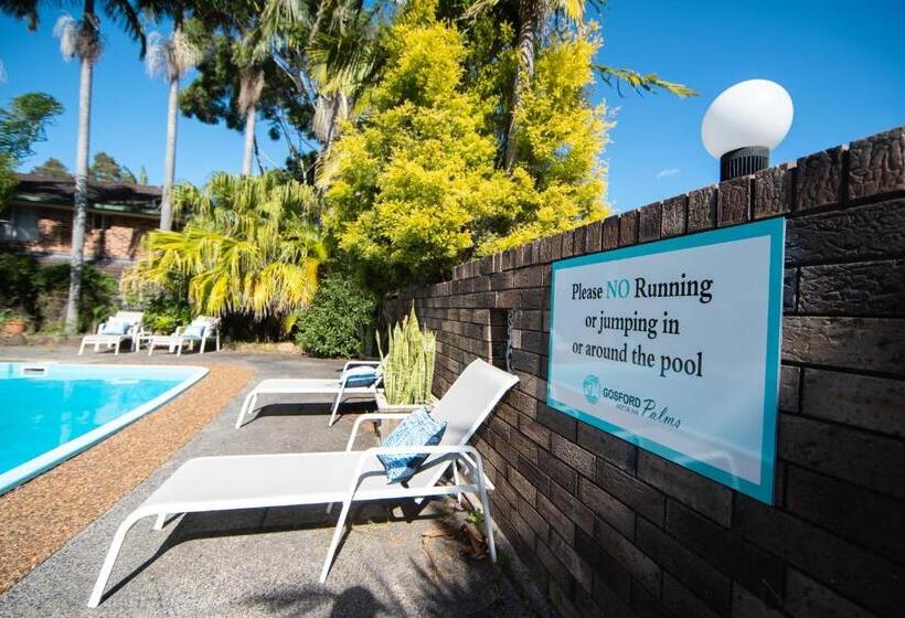 בית מלון כפרי Gosford Palms Motor Inn