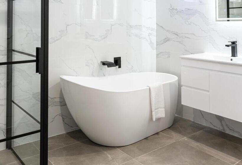 בית מלון כפרי Gosford Palms Motor Inn