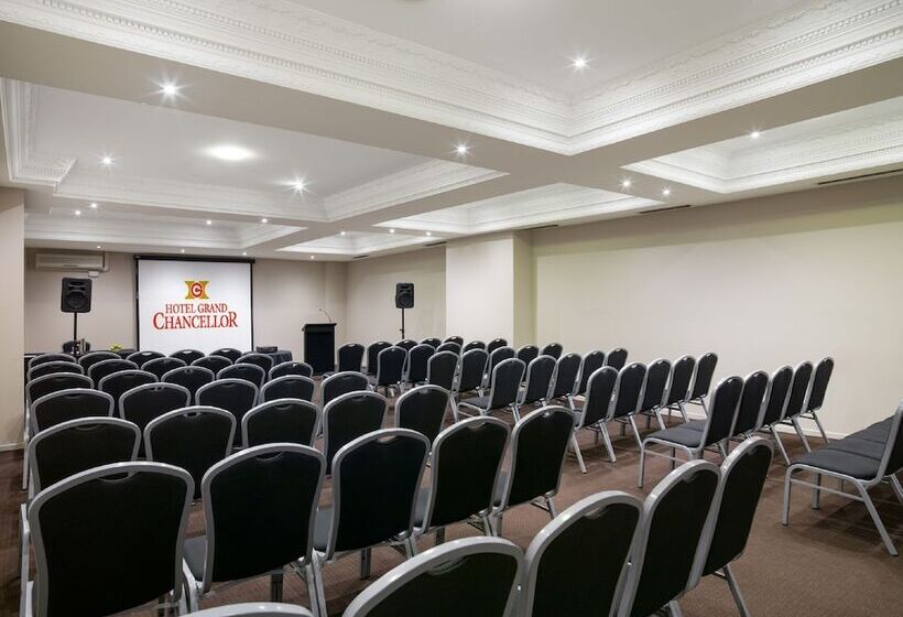 בית מלון כפרי Grand Chancellor Melbourne