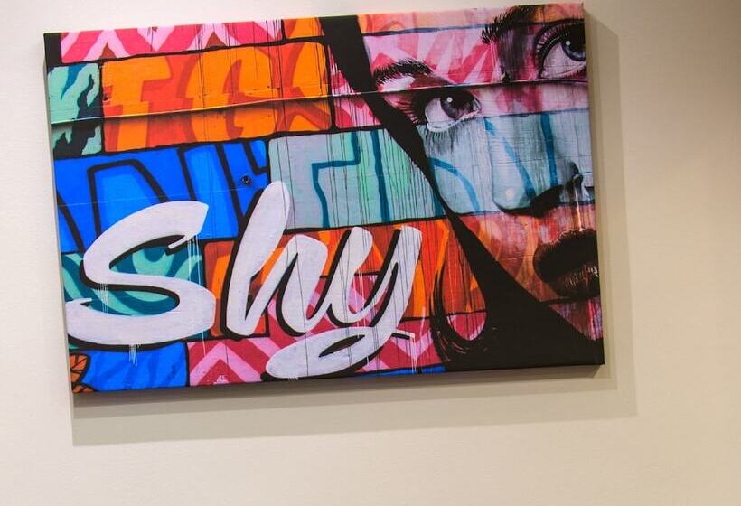 Отель Grand Chancellor Melbourne