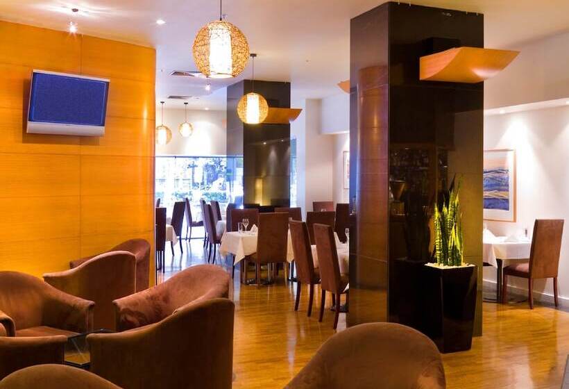 Отель Grand Chancellor Melbourne