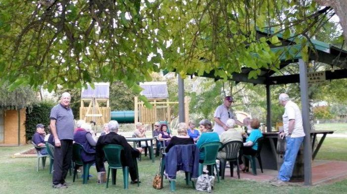 酒店 High Country Motor Inn Bright