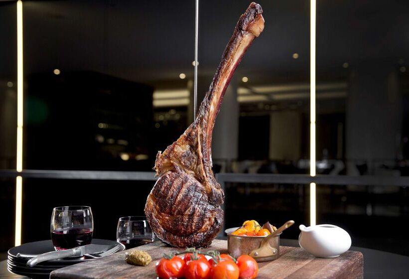 هتل Hilton Brisbane