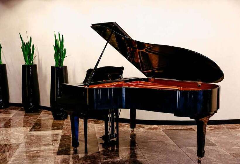 هتل Hilton Brisbane