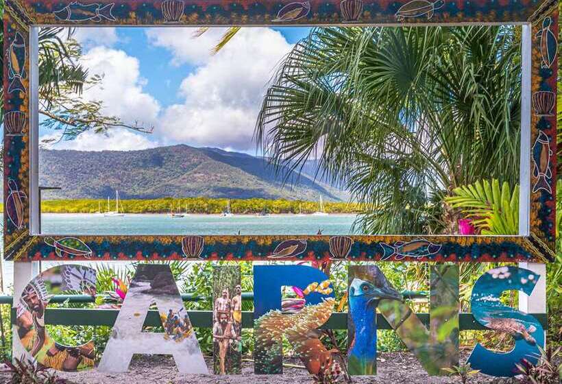 בית מלון כפרי Hilton Cairns